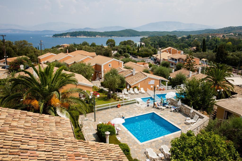 Memento Resort Kassiopi Exterior foto